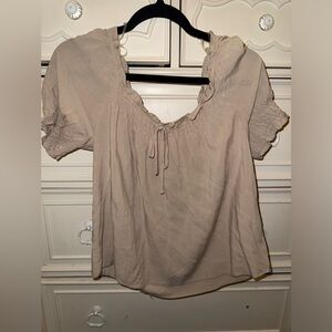 Women’s Tan Blouse